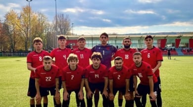 Чужденец от ЦСКА удари греда при завръщането в игра