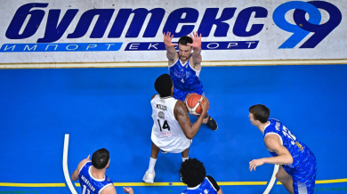 Локо (Пд) отнесе Левски в София