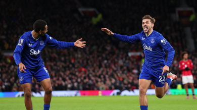 Манчестър Юнайтед с пореден гаф у дома Видео