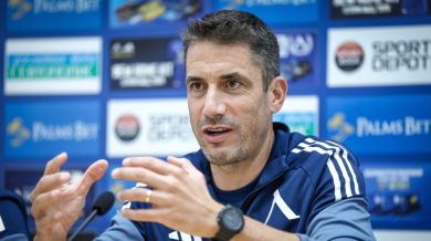 Веласкес гледа Реал (Мадрид) от първия ред Снимки