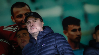 Цветомир Найденов застана до Любо Пенев в битката му