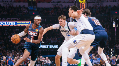 Шампионът в НБА продължава да изумява