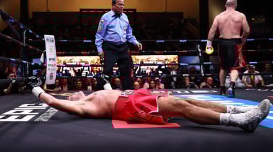 Вижте как тръшнаха Кобрата с нокаут и го оставиха без световна титла Видео