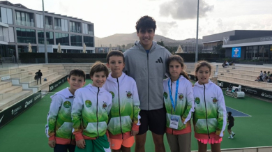 Иван Иванов посрещна българчета в академията на Надал