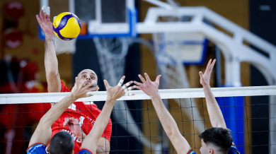 Левски продължи "синия" терор във Вечното дерби