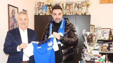 Официално: Грък пое наш отбор от елита