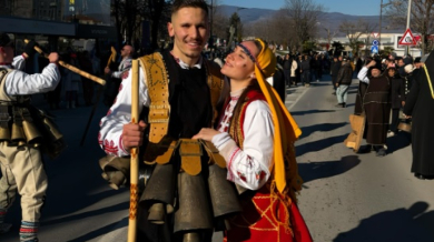 Голмайстор на Левски стана кукер Снимки