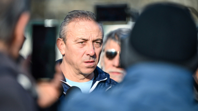 Илиан Илиев освободи двама от Черно море