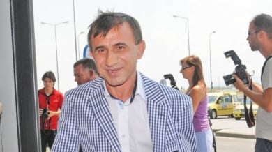 Братан Ценов става на 62