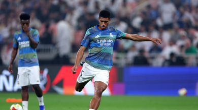 Вижте стартовите състави на Атлетико и Реал за Суперкупата