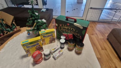 Кой донесе празнично настроение в дом за деца на Коледа?