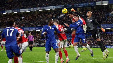 Вратарски гафове донесоха триумф на Арсенал