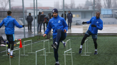 Лидерът във Втора лига бяга от чакания студ в Русе