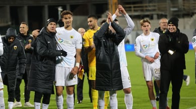 Сърбин вкара 4 гола за АЕК, Мартин Георгиев дебютира