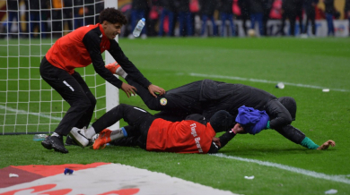 Появиха се кадри от още един луд екшън на скандалния финал в Африка