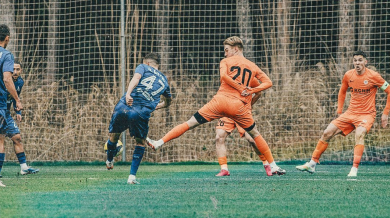 Популярни фигури изгледаха третия мач на Левски в Турция