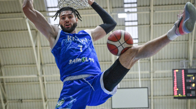 Шампионът скочи на върха