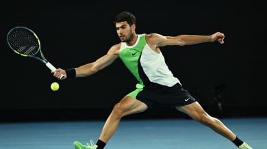 Алкарас мина през Де Минор за първи полуфинал в Мелбърн