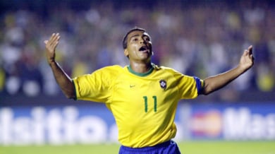 Ромарио става на 60