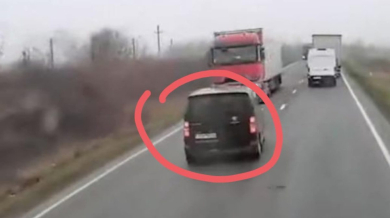 Шофьорът на буса-ковчег с фенове на ПАОК бил дрогиран