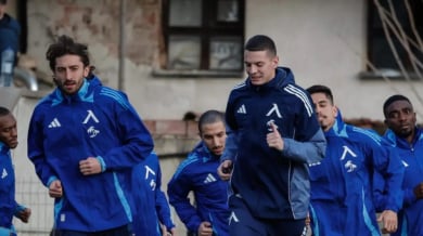 Хулио Веласкес скри Левски