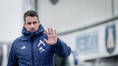 Успокоиха Веласкес за терена на „Васил Левски“ Снимка