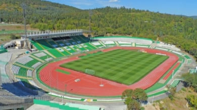 Берое се раздели с втори за един ден