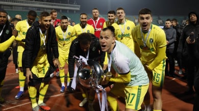 Текпетей влезе и наказа Левски за Суперкупата