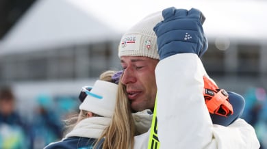 Медалист от Игрите се разплака, изневерил на жената на живота си