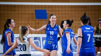 Левски диша във врата на лидера