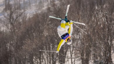 Обилният снеговалеж отложи финал на Олимпиадата