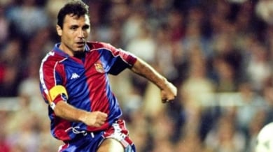 Стоичков печели Суперкупата на Европа с Барса през 1993 г.
