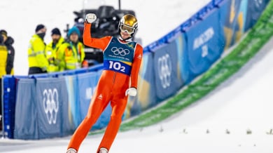 Швейцарец с първа победа за Световната купа по ски скокове