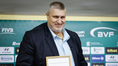 "Златен трикольор" за Любо Ганев