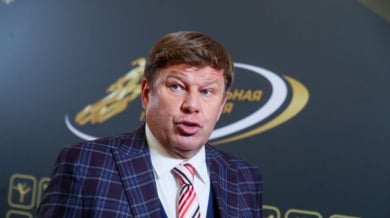 Любимец на Путин сравни треньор на България с дясната ръка на Хитлер