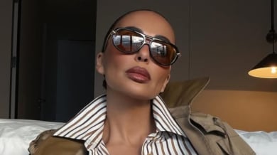 Николета показа внучката на Боби Михайлов