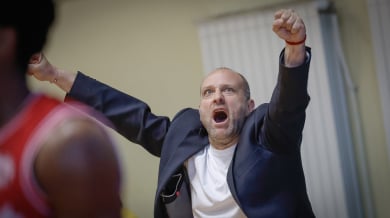 Тити Папазов поиска да стане президент
