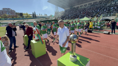 Берое извади всичките си трофеи за двата юбилея