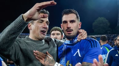 Герой на Левски с оферта и от Сингапур
