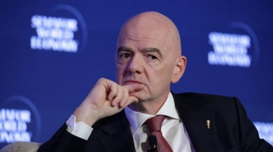 Попиляха шефа на ФИФА със сериозни обвинения на Световното