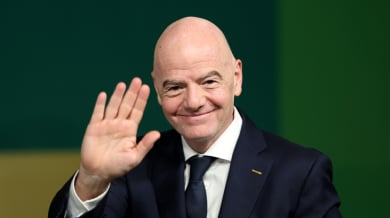 Огромен смут с боса на ФИФА! Двойник ли има на Световното или холограма