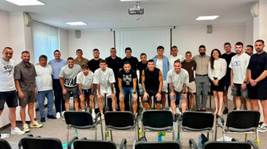 Гонзо на среща с капитаните от елита и Втора лига