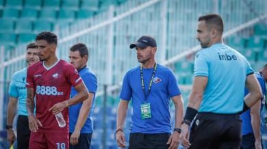 Помощникът на Шимао Фрейташ: До червения картон играхме добре