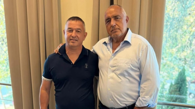 Бойко Борисов помага на закъсал футболен клуб