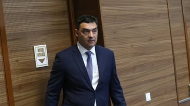 Владо Николов катастрофира в центъра на София, агресор му се нахвърлил