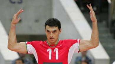 Владо Николов счупи палец, под въпрос за Световната лига