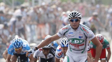 Петаки спечели втория етап на Джиро д`Италия