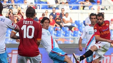 Рома победи Катания с късен гол