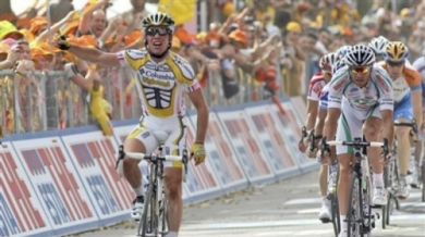 Кавендиш спечели 13-ия етап на Джиро д`Италия