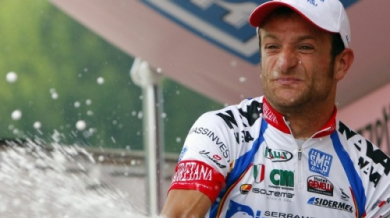 Скарпони спечели 18-ия етап на Джиро-то